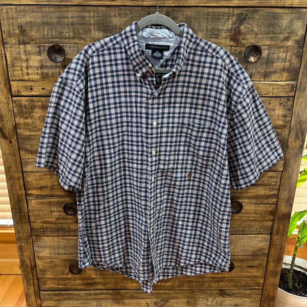 Vintage Tommy Hilfiger Men's Blue Plaid Short-Sleeve Button-Up Shirt